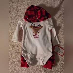 Duck Duck Goose Kids Red and White Three Piece Reindeer Matching Set Christmas